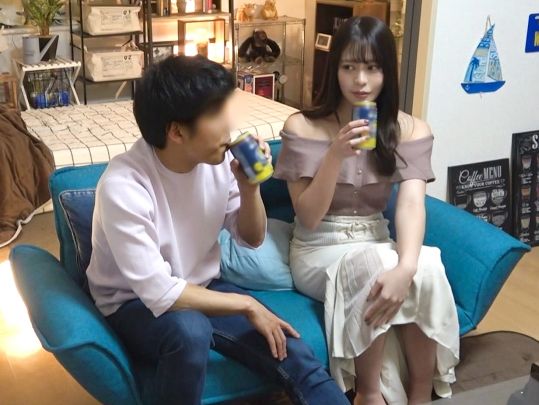 【ナンパ成功！】華やかラウンドガールが素人ナンパに堕ちる！盗撮されながらイキまくる美女の痴態…ルックス最上級の彼女が乱れる姿は必見！♡