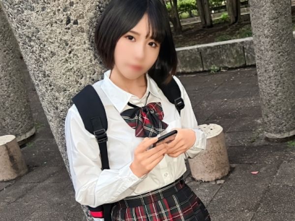 【家出JKの危険な一夜】『おじさん…気持ちいい…』制服姿の純粋少女が、家出先で出会ったオジサンに誘われ、初めての生チンポ挿入！奥まで突かれて、ビクビク痙攣しながら快楽に溺れる！♡