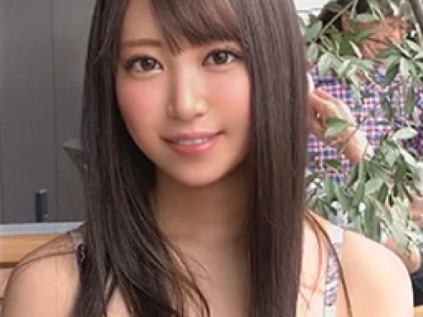 【清楚系JDの裏の顔】『もっと奥まで…』ヤリマン女子大生が立ちバックで激ピストン！メス顔でトロンとした目で感じまくり、エンドレスな性欲を曝け出す！！♡