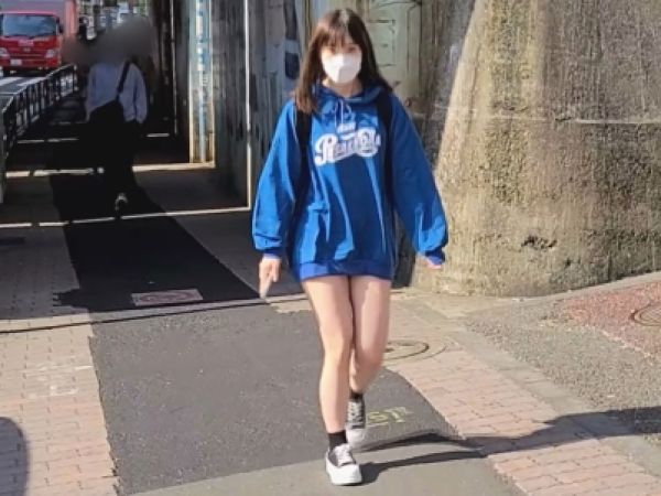 【19歳美尻素人のSEX特訓】『初めてでドキドキ…』生足が眩しいピチピチ美少女がデカチン男優と生々しい練習SEX！美尻を揺らして感じまくる初々しいエロさ♡