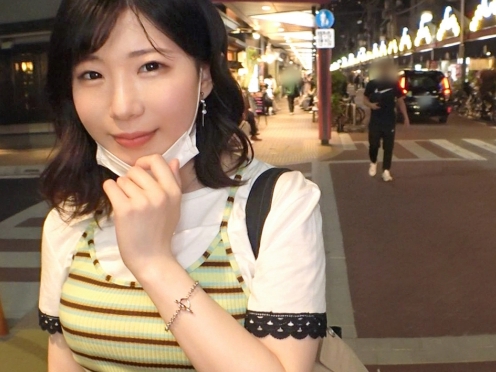 【無毛マ●コに即挿入】『えっ、パイパンなの！？』ナンパしたキュート女子がまさかの無毛マ●コ！ねっとり愛撫で愛液ダダ漏れ、ヌルヌルマンコに即ハメで悶絶！