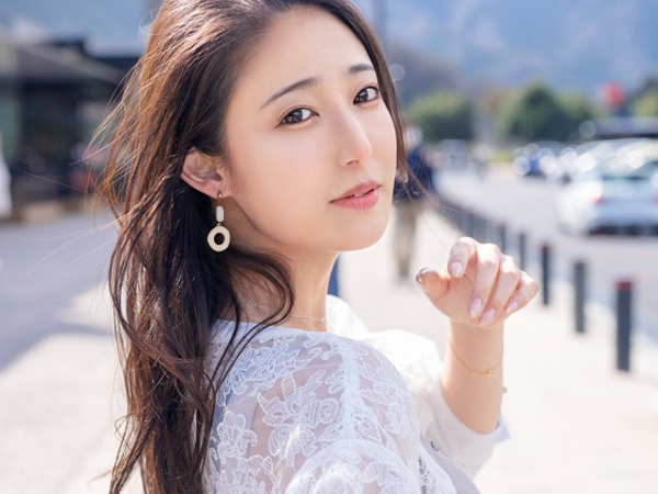 【淫乱お姉さんの温泉不倫旅】『若いのにすごい…♡』年下男子の猛攻に発情!生ハメ大好きお姉さんが温泉旅館で年下チ○ポにメロメロ♥おまんこグチョグチョで乱れまくるエロ旅がヤバすぎる!!