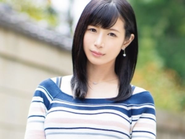 【禁断のオフィスラブ】仕事に追われるキャリアウーマン、久々の逢瀬で既婚上司と燃えるような不倫セックス！忙しい日々を忘れ、情熱的に愛し合う2人の秘密の時間…♡