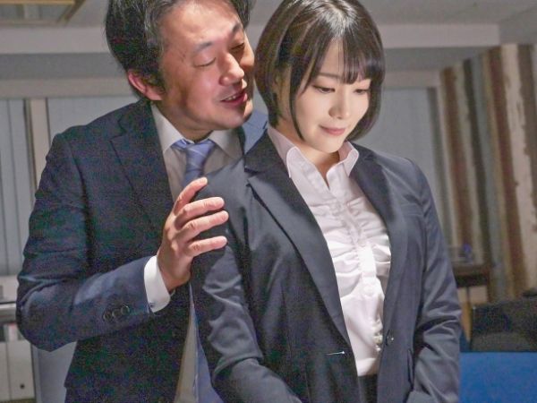 【ドM派遣OLの危険な社内情事】『もっと…責めて…』パワハラ上司に逆らえず発情する絶倫OLがホテルで肉欲に溺れる！フェラでご奉仕、感じまくり！♡